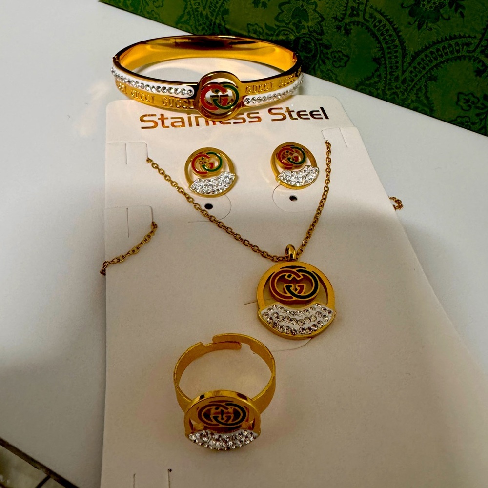 GG Stainless Steel Set